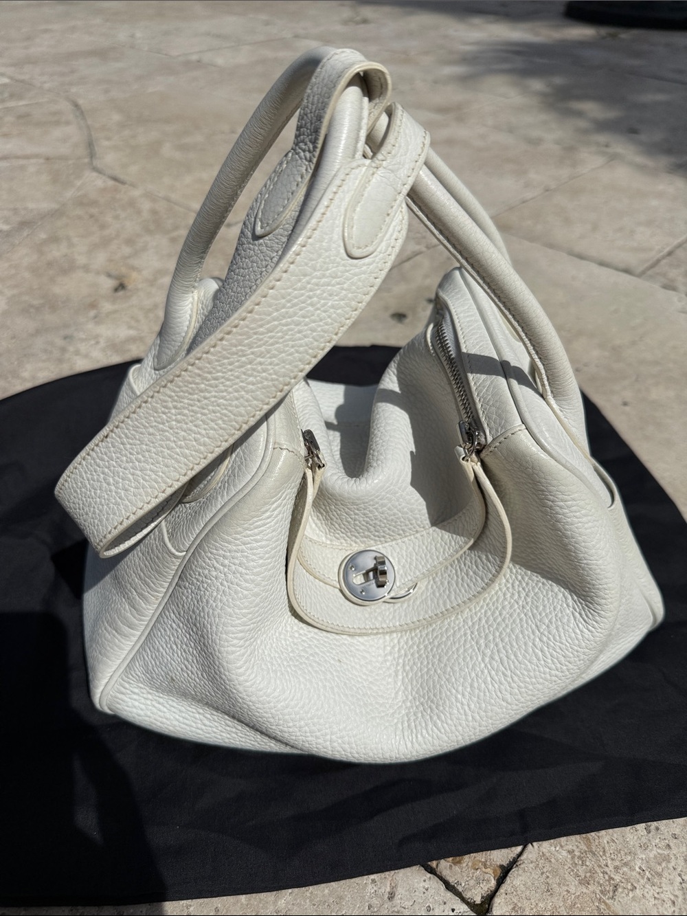 Hermes Clemence Lindy Shoulder Bag
